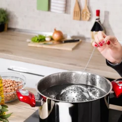 Cuociriso in acciaio con catenella