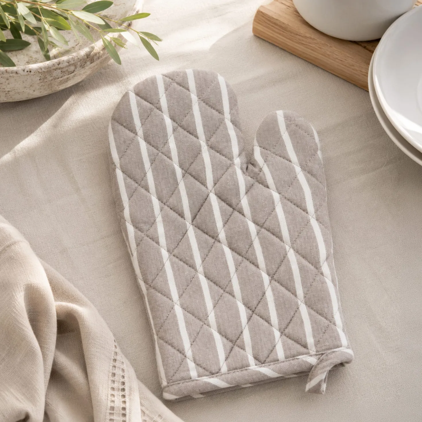 Guanto da forno cotone tinto filo righe chiare