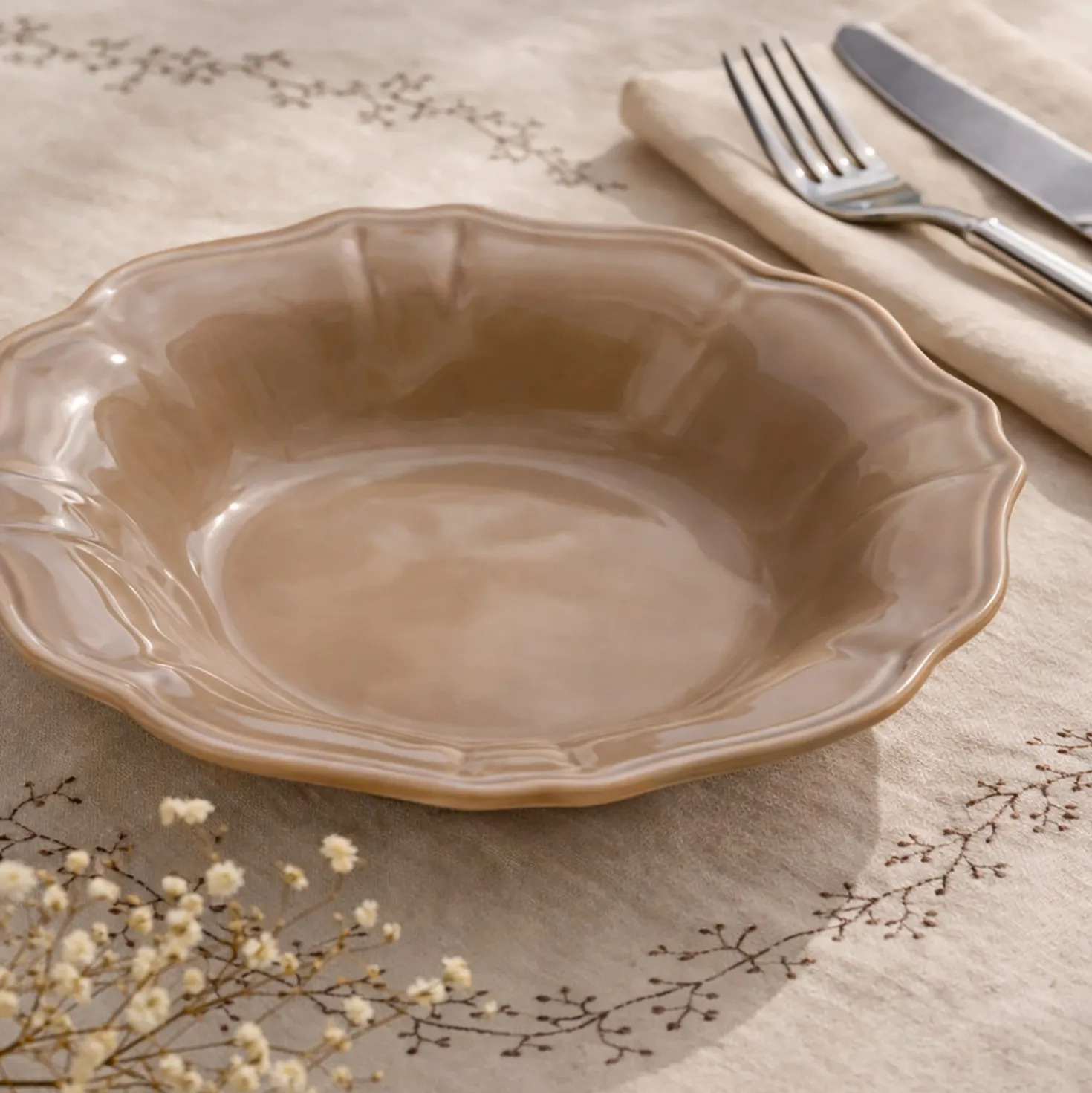 Piatto fondo 22 cm ceramica Baroque tortora