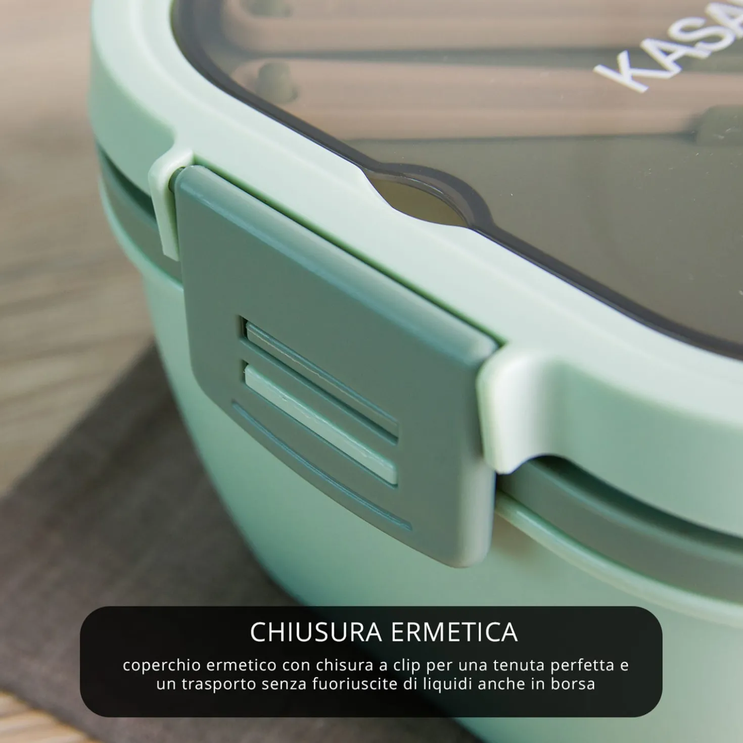 Porta pranzo quadrato 2 scomparti e posate Clicks verde
