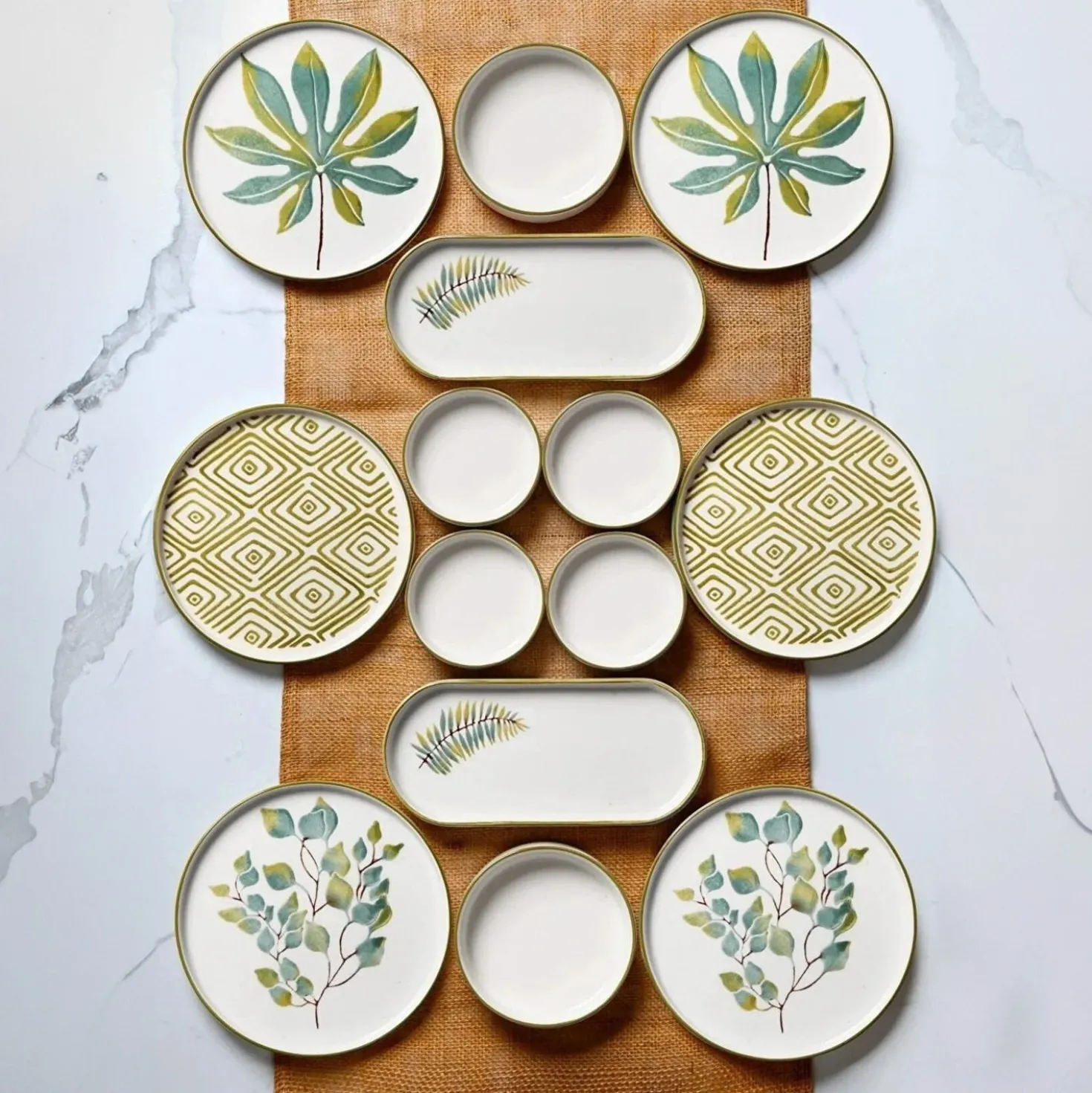 Servizio 14 piatti in ceramica design botanico