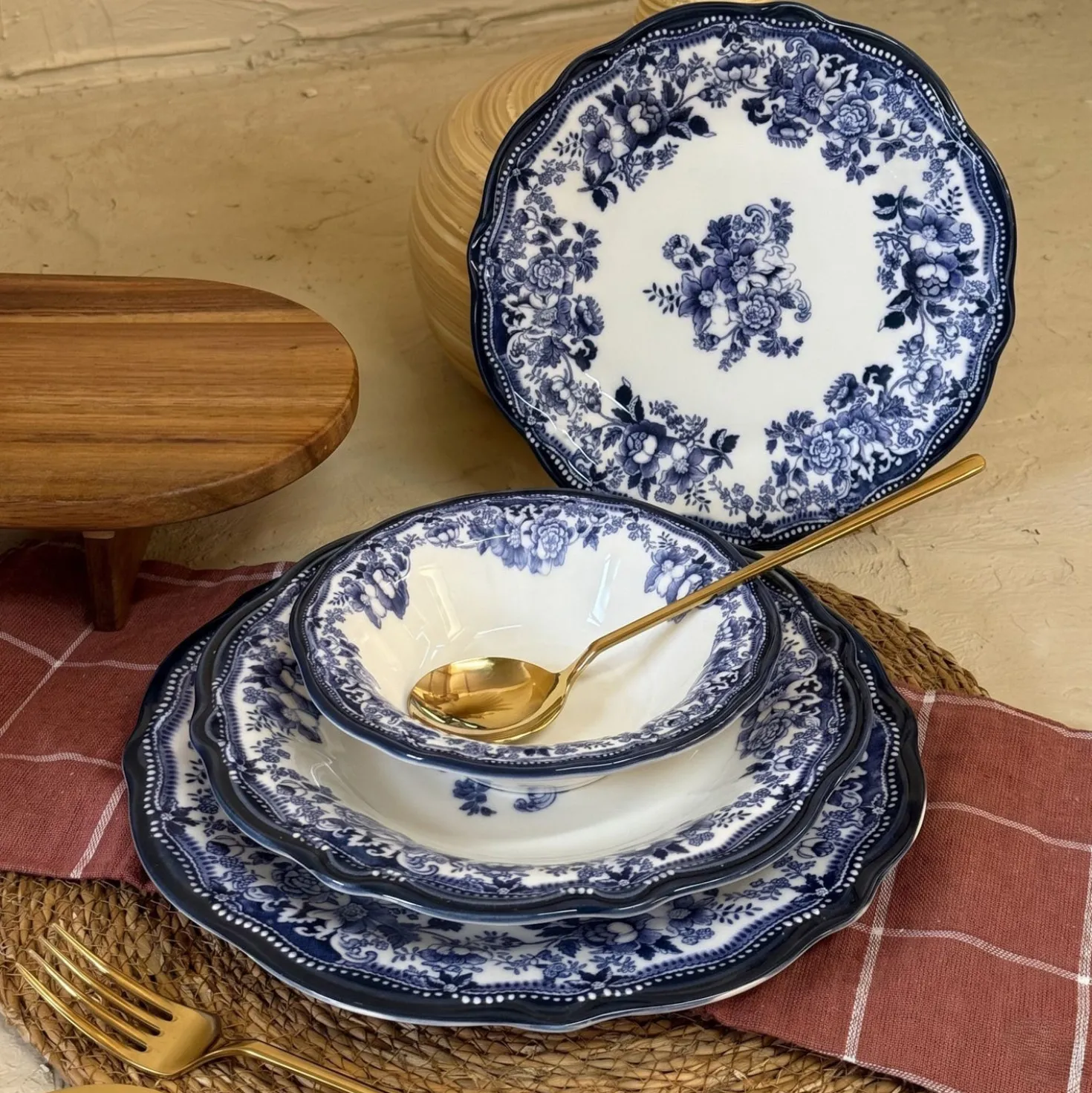 Set 24 piatti Velour blu
