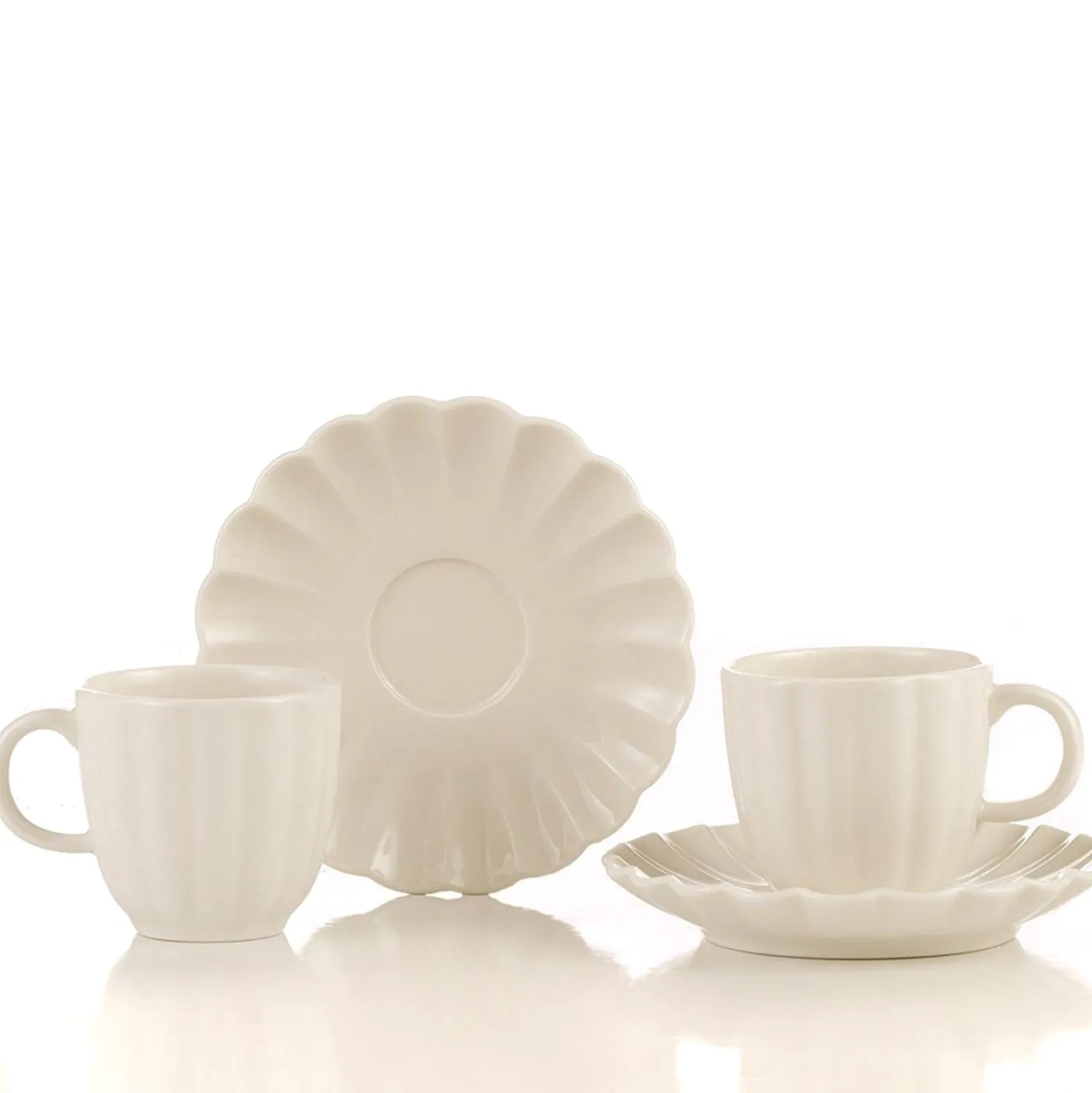 Set 2 tazzine e 2 piattini bianchi